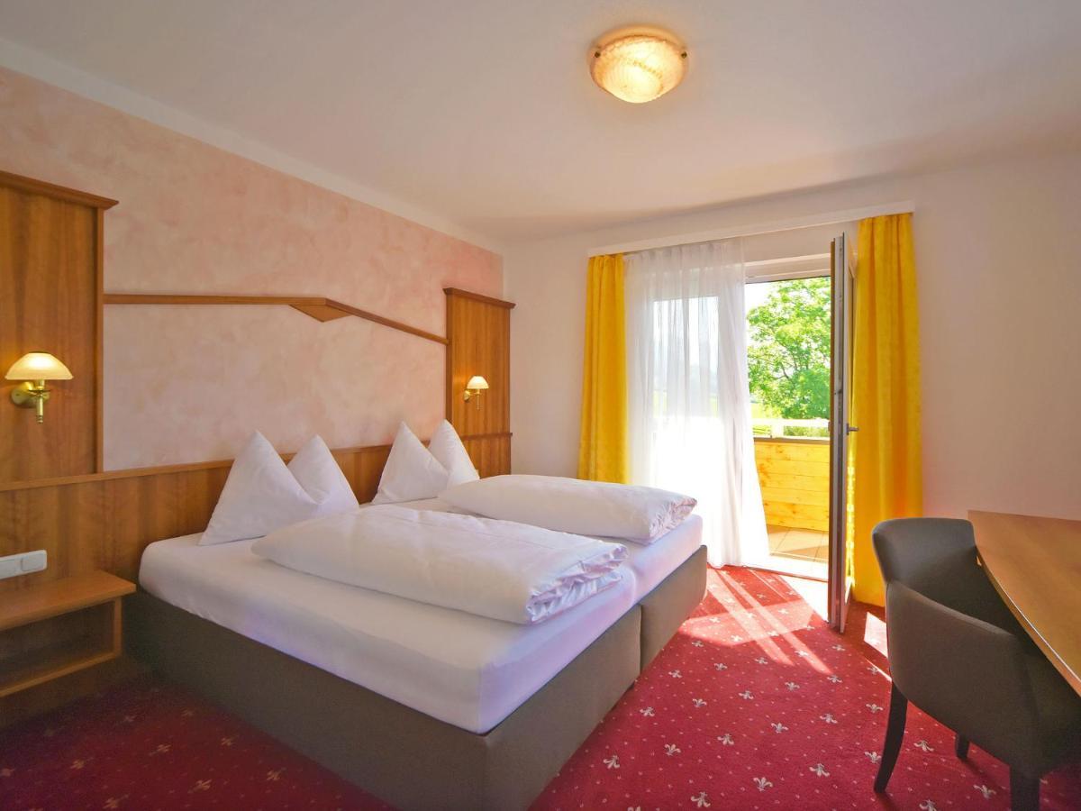 Hotel Berghof Millstatt Exteriör bild