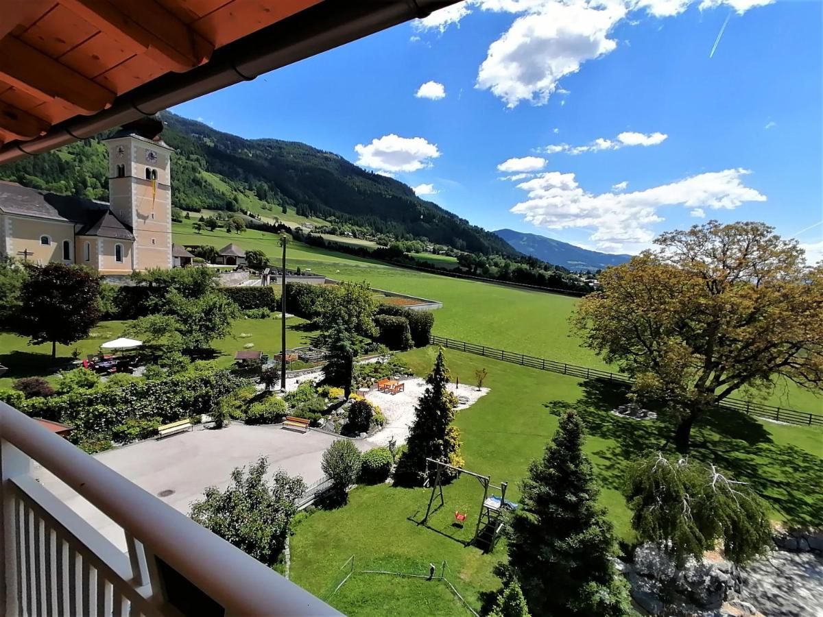 Hotel Berghof Millstatt Exteriör bild