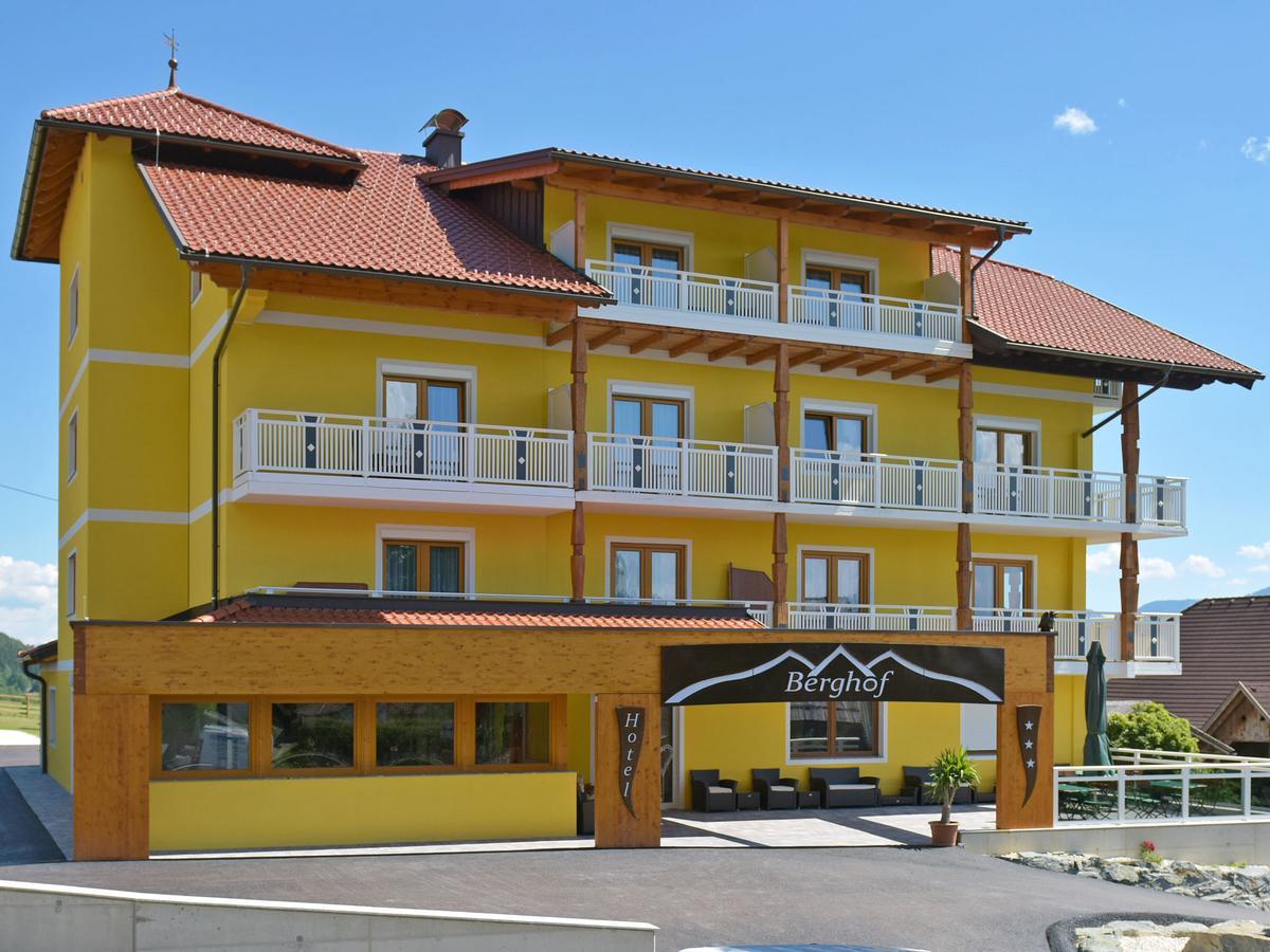 Hotel Berghof Millstatt Exteriör bild